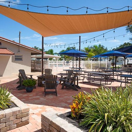 Daytona Beach Rv Villa ภายนอก รูปภาพ