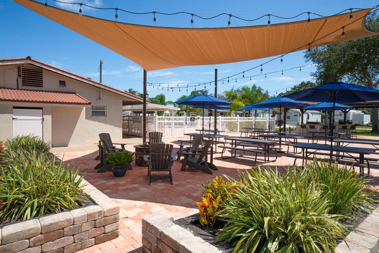 Daytona Beach Rv Villa ภายนอก รูปภาพ