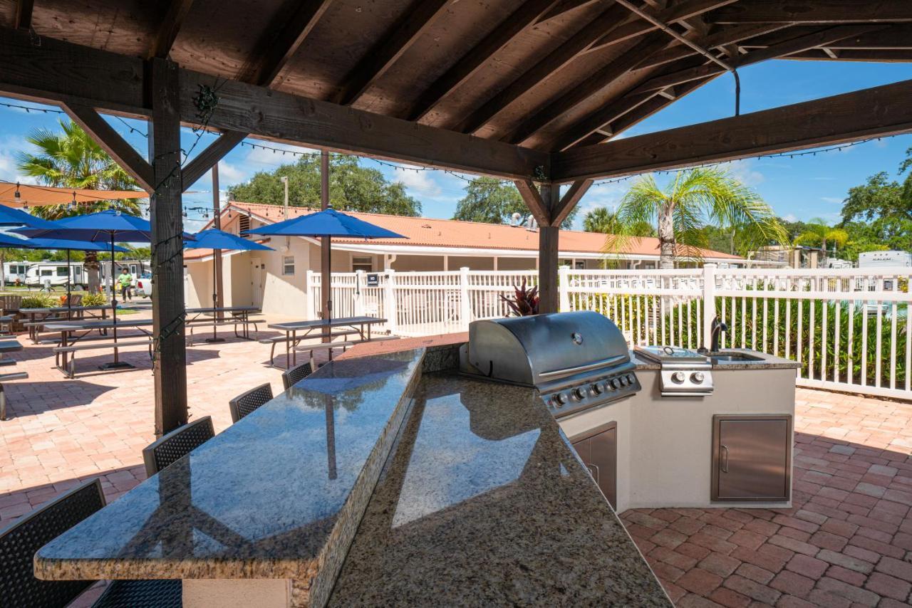 Daytona Beach Rv Villa ภายนอก รูปภาพ